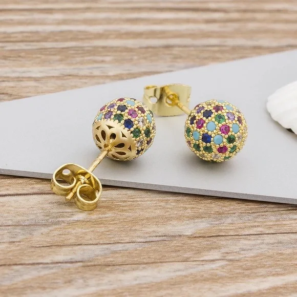 Ball shape earrings - Picture 3 of 3